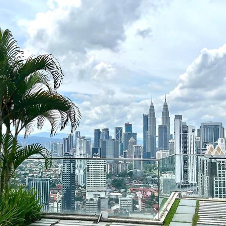 Regalia Sky Pool Klcc By Pasira Home Kuala Lumpur Eksteriør bilde